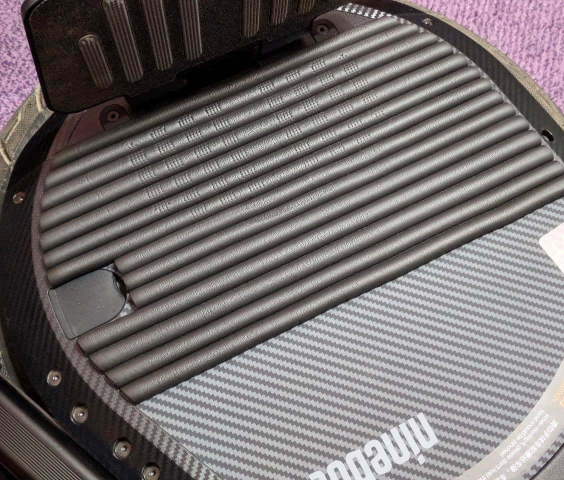 Больше боковых накладок