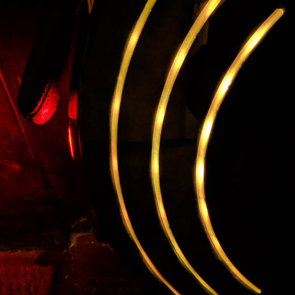 Inmotion V10 желтая подсветка