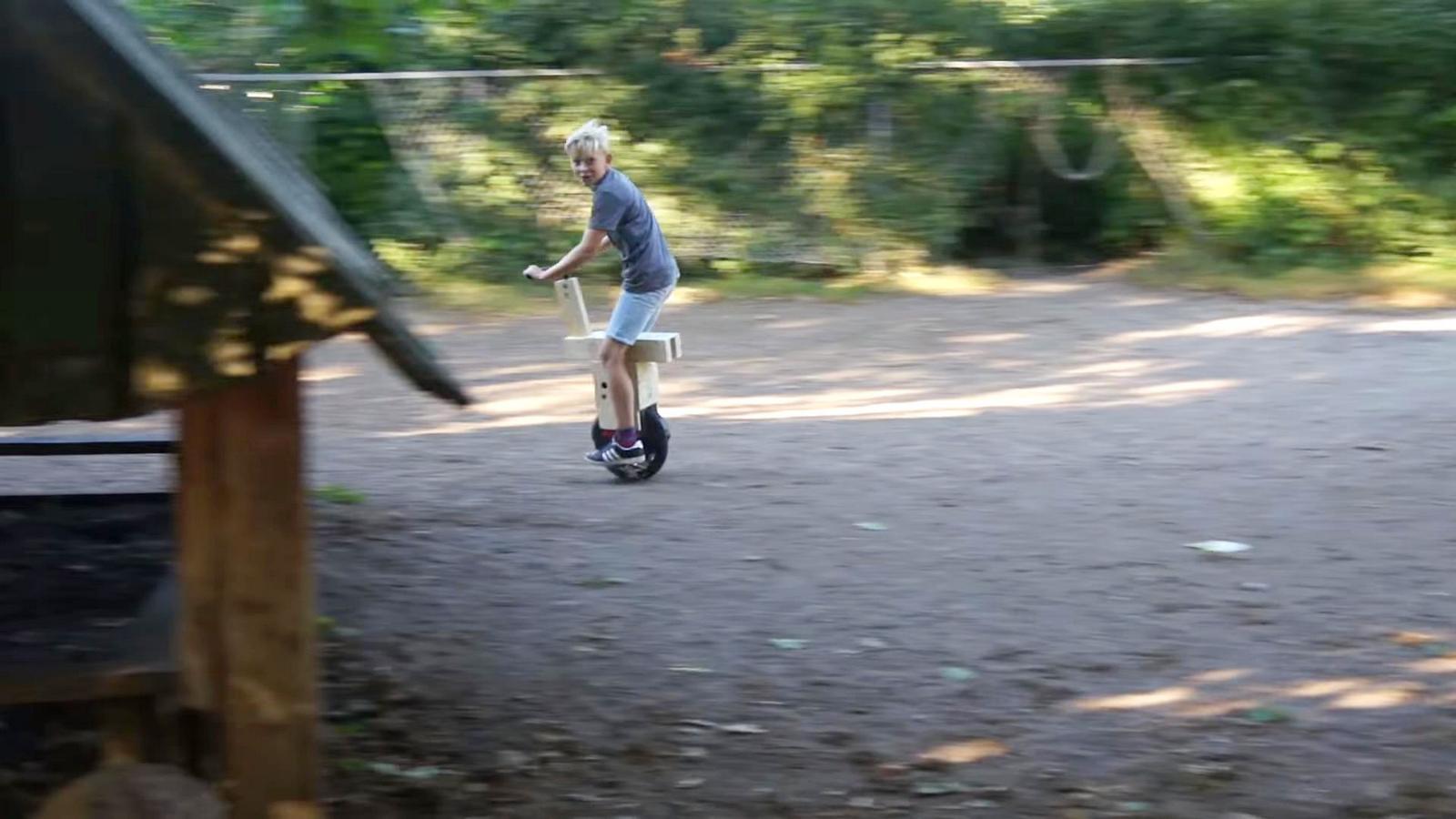 Тест драйв моноколеса с рулем и сиденьем