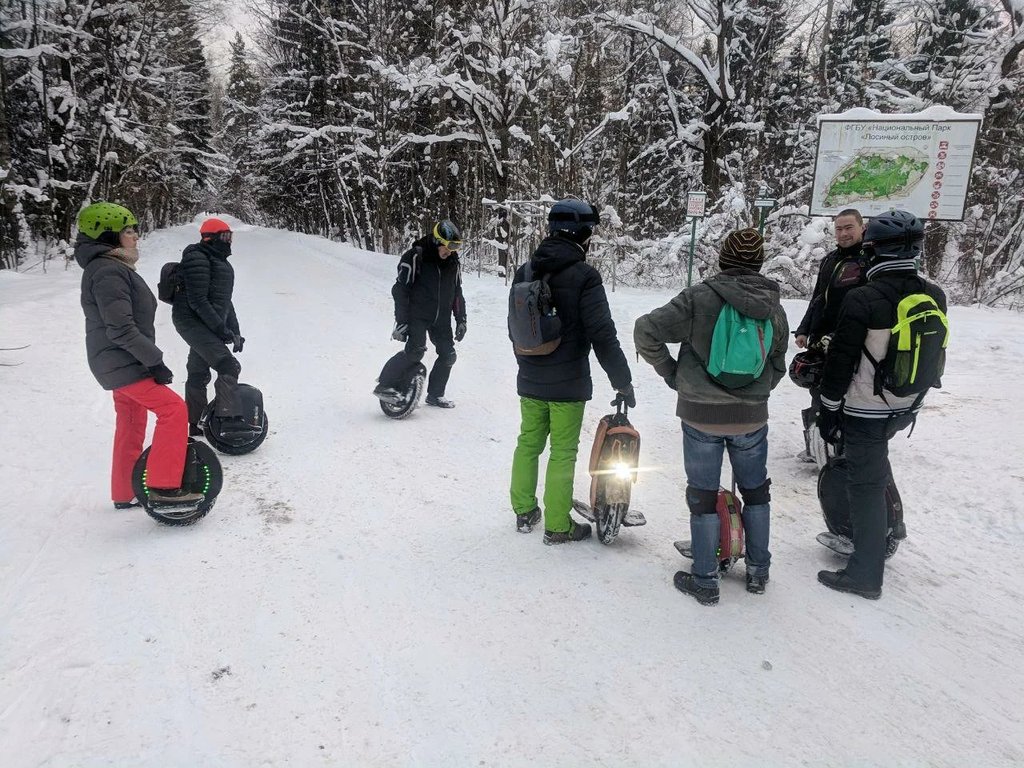 Встреча моноколесников зимой