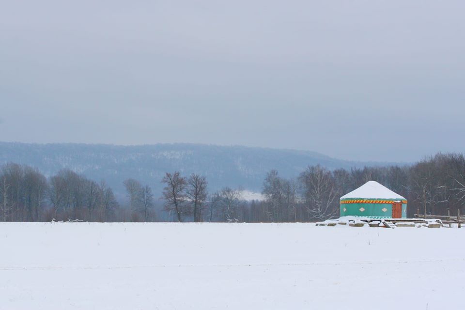 Юрта зимой