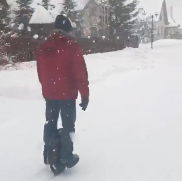 Андрей Черезов на моноколесе