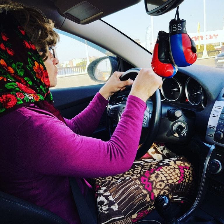 Бабка на моноколесе