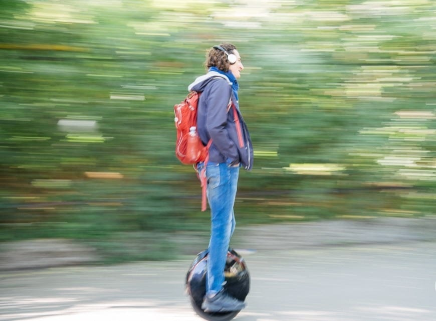 Езда на моноколесе