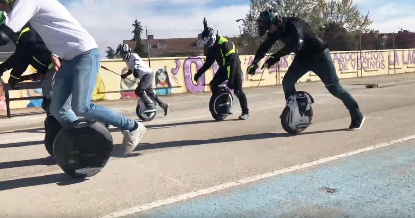 Гонки на моноколёсах