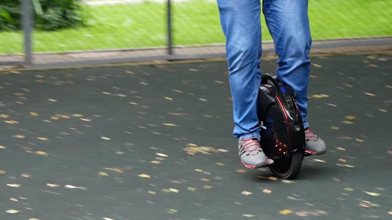 Моноколесо inmotion V8