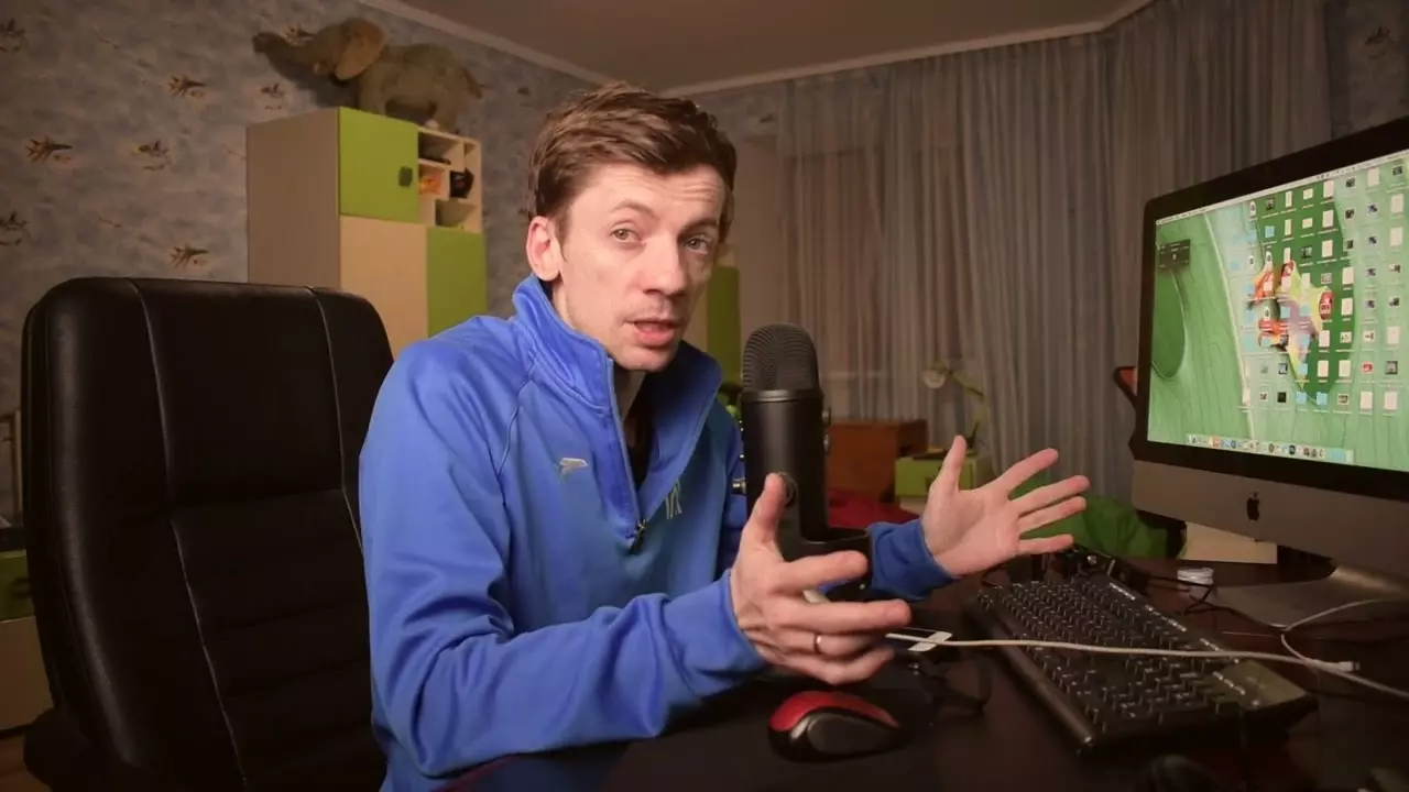 Моноколесо на дороге для автомобилей