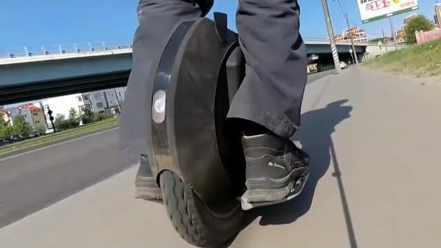 Покрышка 2,5 дюйма на KingSong 16s