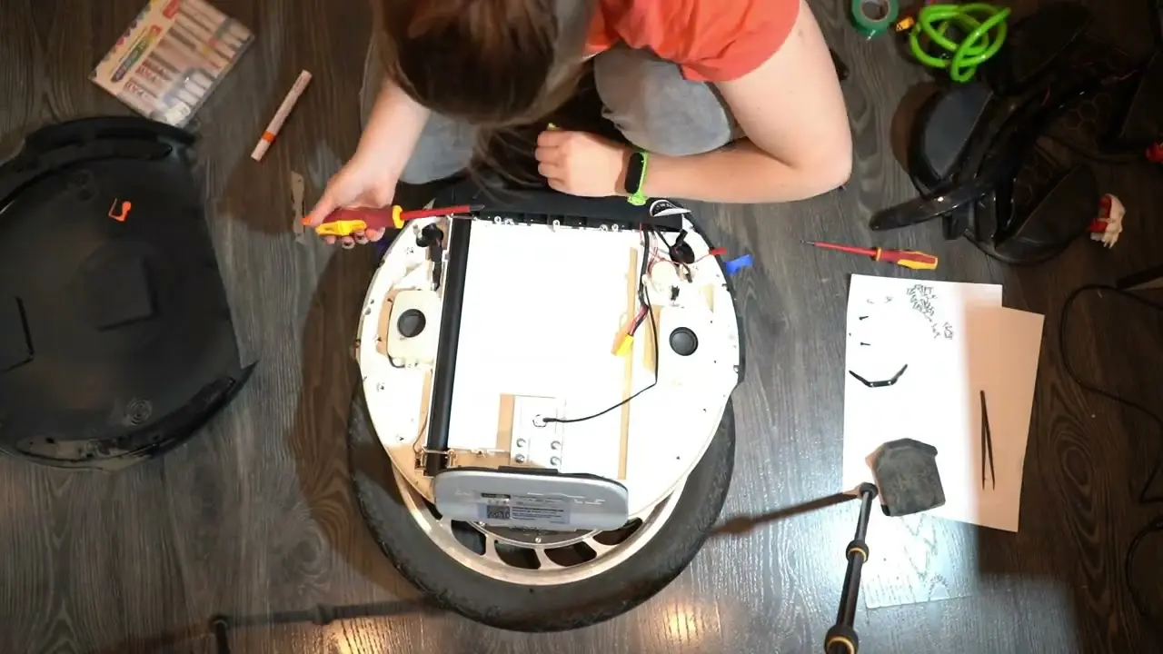 Полный и понятный разбор моноколеса kingsong 18l