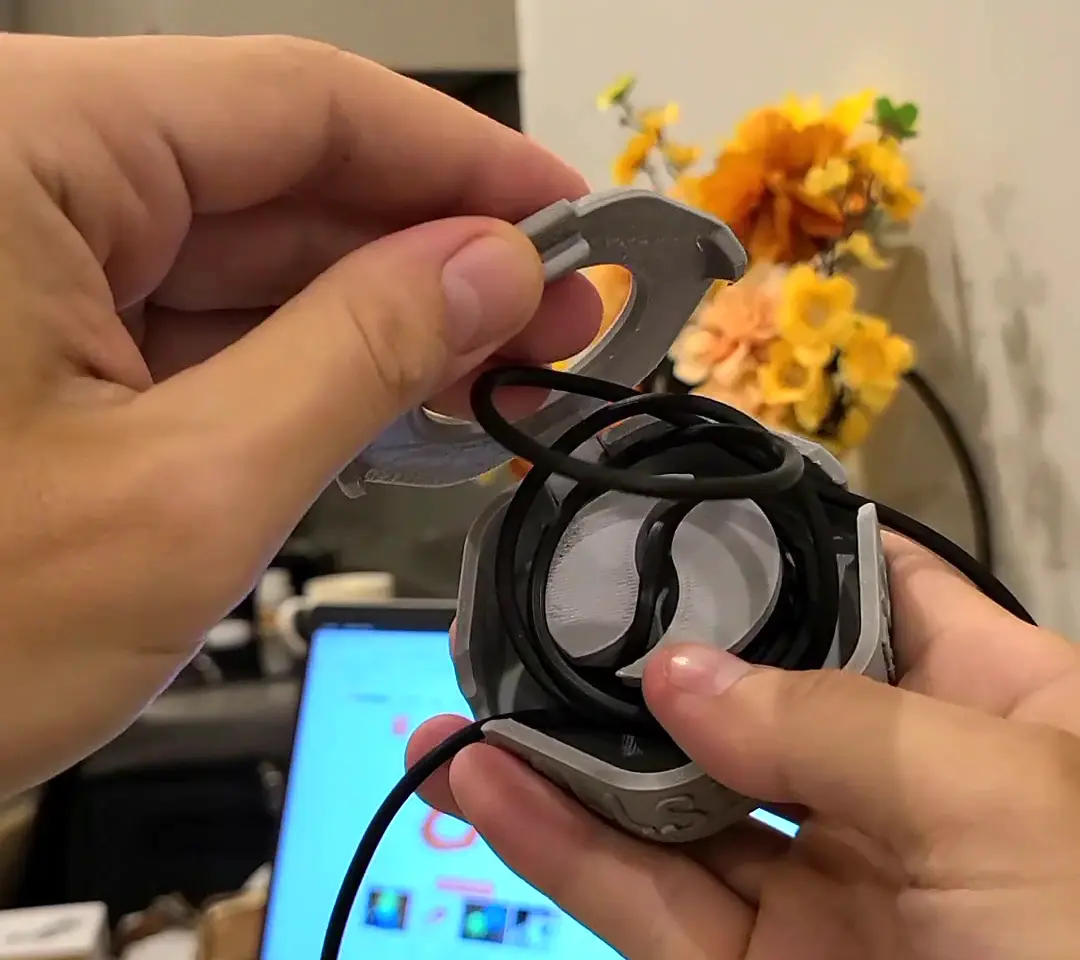 Портативный органайзер для кабелей