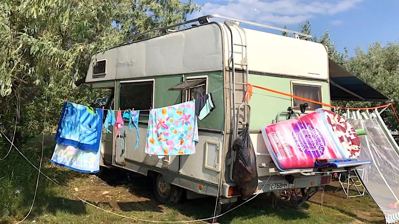 Старый кемпер как способ знакомств