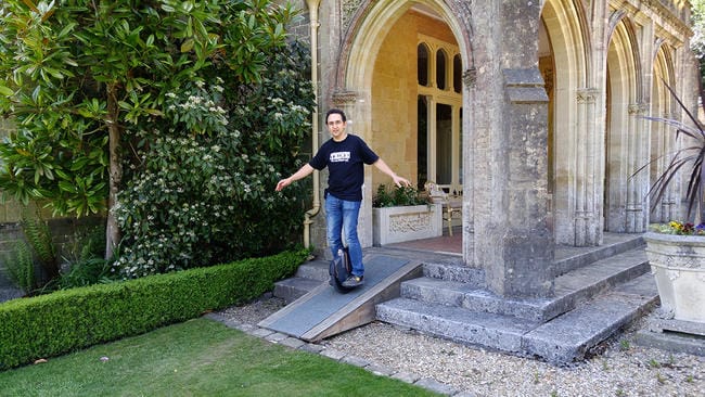 Тимур Артемьев на моноколесе