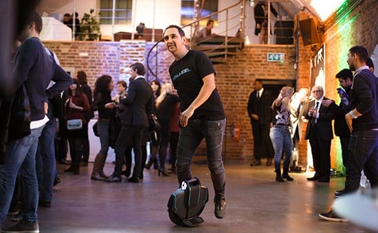 Тимур Артемьев на моноколесо UniWheel