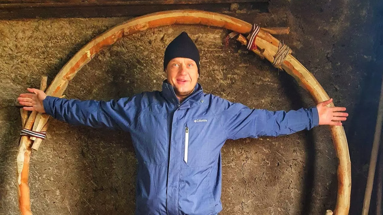 Юрту сделать - не поле перейти