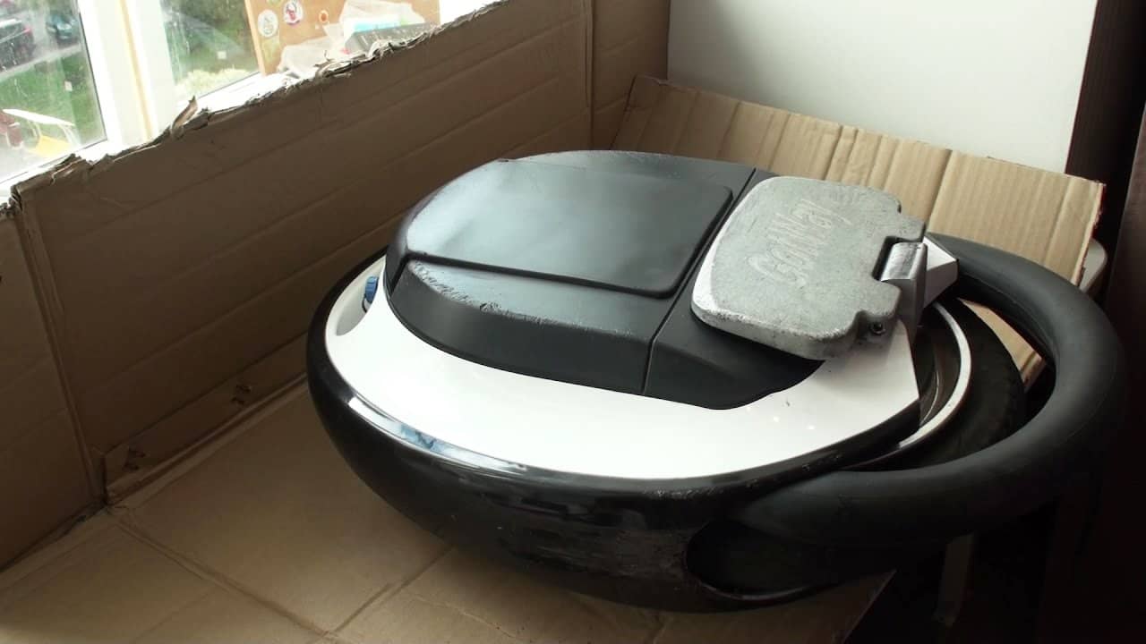 Заклеивание камеры моноколеса