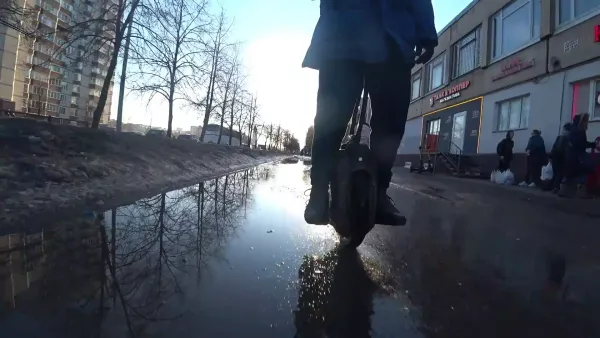 Гараж для моноколеса в квартиру за 1000 рублей