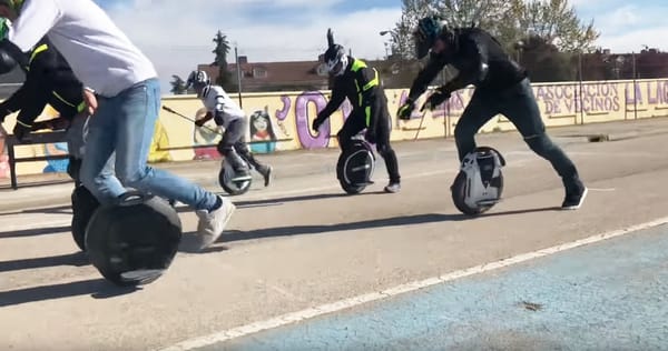 Гонки на моноколёсах