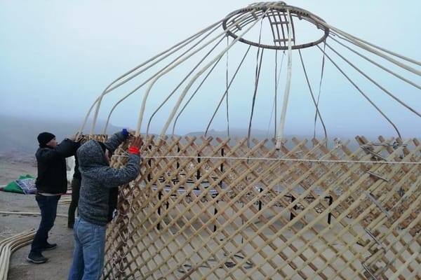 Как алматинка возвращает городских жителей к истокам