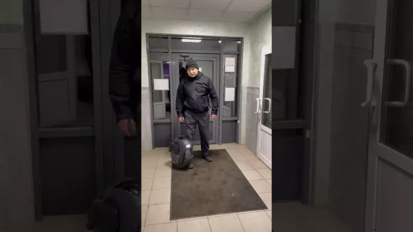 Как должны раскладываться педали на Ninebot one Z10