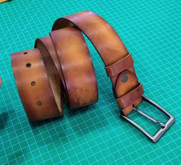 Кожаный ремень, ручная работа в Самарканде