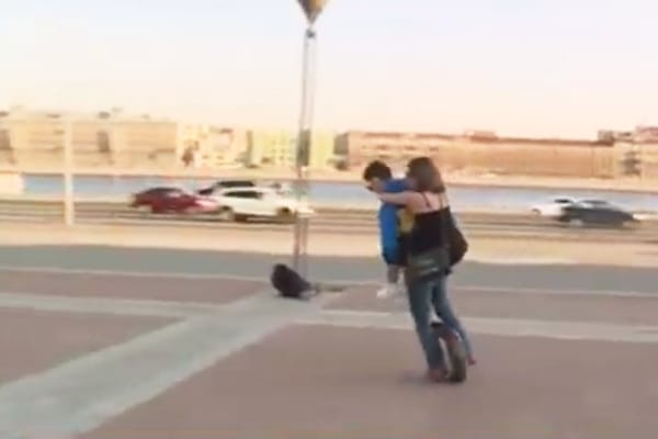 На моноколесе вдвоём