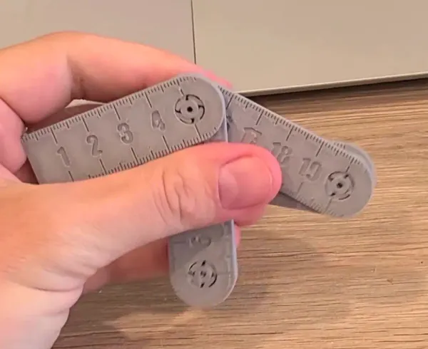 Складная мини линейка длиной 30 см